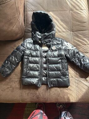 Moncler Kids Glossy Black Quilted Hooded Puffer Jacket